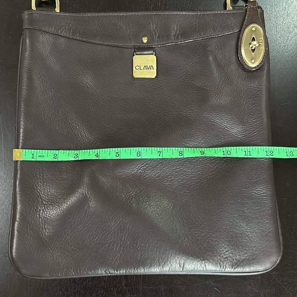 CLAVA chocolate brown leather turn lock crossbody bag - Picture 7 of 9